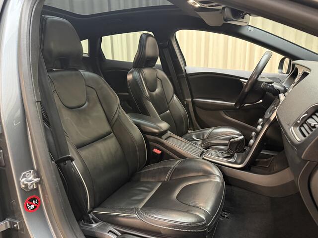 Volvo V40 2.0 T4 Business Sport 191 PK R-Design / Gereviseerde Automaat / Panoramadak / Nieuwe Turbo / Leder / LED / Stoelverwarming / Camera / Cruise / Navigatie / 17'' LMV / Org.NL!