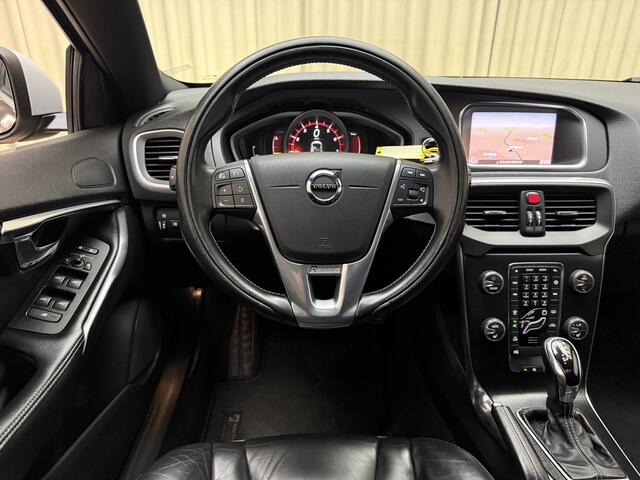 Volvo V40 2.0 T4 Business Sport 191 PK R-Design / Gereviseerde Automaat / Panoramadak / Nieuwe Turbo / Leder / LED / Stoelverwarming / Camera / Cruise / Navigatie / 17'' LMV / Org.NL!
