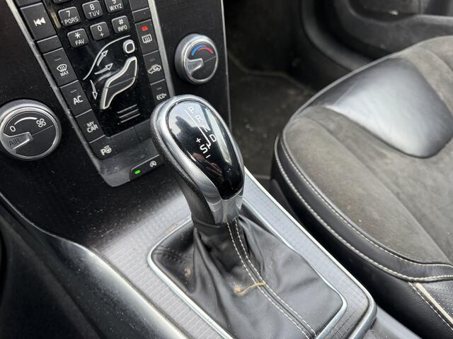 Volvo V40 BJR 2017 2.0 D3 150 PK Inscription AUTOMAAT | LED | PDC | CLIMA | CRUISE