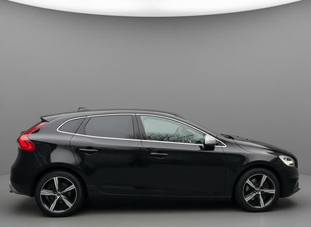 Volvo V40 1.5 T3 Kinetic 153pk, Camera | Navi | Harman Kardon