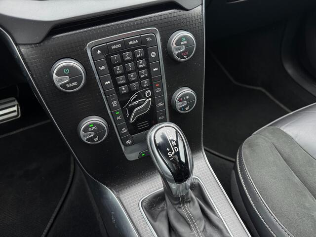 Volvo V40 1.5 T3 Kinetic 153pk, Camera | Navi | Harman Kardon