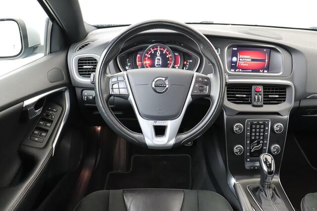 Volvo V40 T3 AUT. POLAR+ SPORT -PANO.DAK|HARMAN/KARDON|KEYLESS|STANDKACHEL|PRIVACY.GLAS|CAMERA|AUT.PARKEREN|TREKHAAK