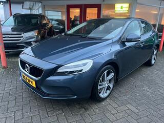 volvo-v40-122pk-automaat-momentum-l
