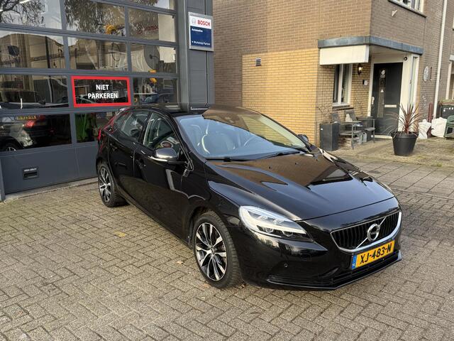 Volvo V40 2.0 T3 Dynamic Edition 153PK / Airco clima/ Navigatie/ Cruise/ PDC/ LED/ Stoel verw./ LMV