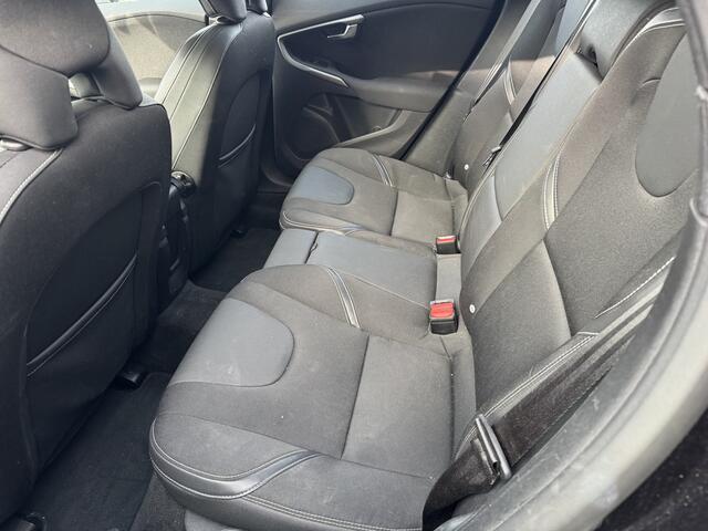 Volvo V40 2.0 D2 Momentum