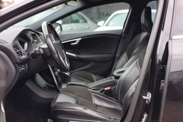 Volvo V40 2.0 D3 SPORT | R-DESIGN | AUTOMAAT | NAVI | TREKHAAK