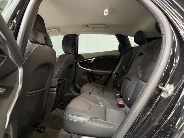 Volvo V40 2.0 T2 Momentum LED|Cruise|Navi|Winterpack