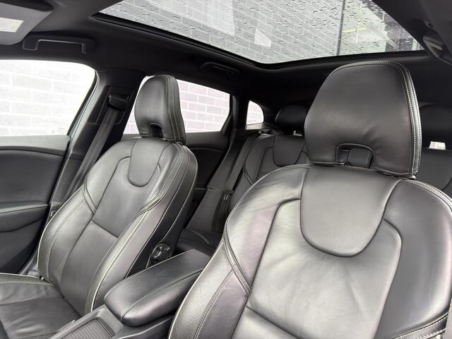 Volvo V40 2.0 D3 Business Sport | Lederen Bekleding | Achteruitrijcamera | Panoramadak | Keyless Start | Standkachel | Navigatie | Stoelverwarming | LED Koplampen |