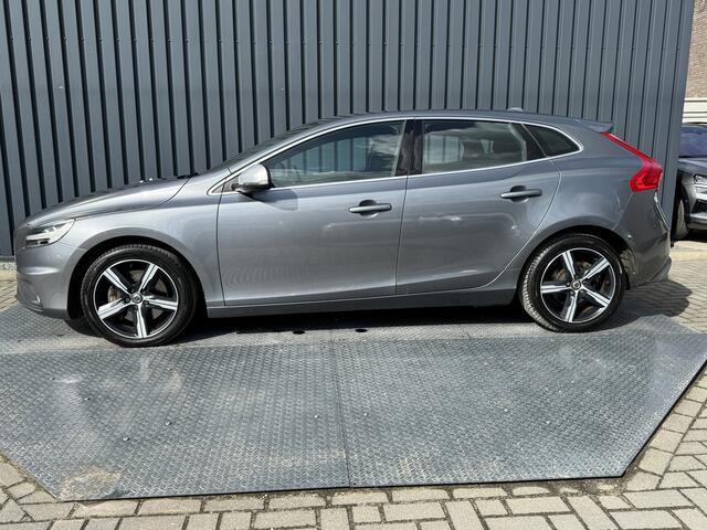Volvo V40 1.5 T3 R-Design Prijs Rijklaar!!