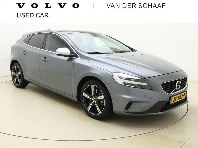 Volvo V40 T3 153pk Automaat Polar+ Sport / Harman&Kardon Audio / Keyless / Panoramadak / Stoelverwarming / Nubuck / Trekhaak / PDC + Camera /