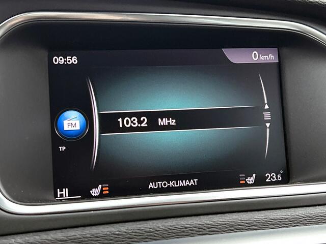 Volvo V40 1.5 T3 Nordic+ | Automaat | Stoelverwarming | Trekhaak |