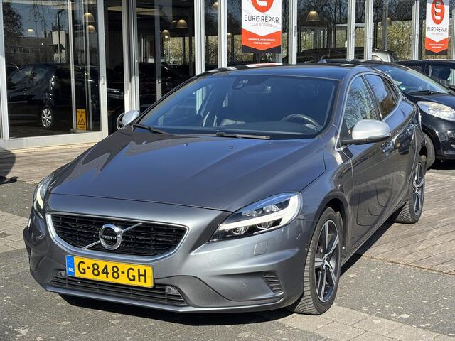 Volvo V40 1.5 T3 R-Design | Automaat | Sportive uitvoering | Leder interieur | Standkachel Panorama dak | DAB+ | Camera | Lage km stand!