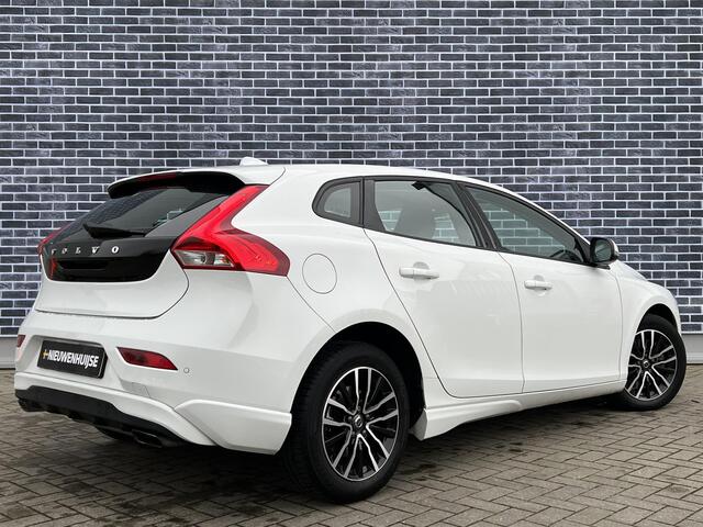 Volvo V40 T2 Nordic+ | Automaat | Navigatie | Cruise Control | High Performance Audio | Trekhaak | Stoelverwarming | LED Koplampen | Standkachel | Park Assist | Voorruit Verwarming | Climate Control | Volvo On Call