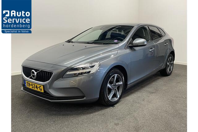 Volvo V40 2.0 123pk Momentum LED koplampen/ Stoel verw./ Navi/ Cruise