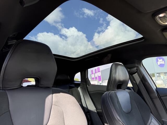 Volvo V40 1.5 T3 Polar+ Sport Aut. R-Design Panoramadak Org. Nederlands