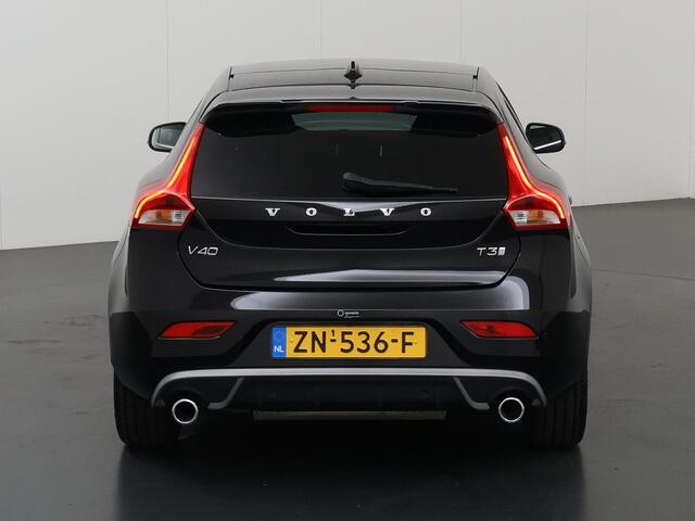Volvo V40 1.5 T3 Polar+ Sport | Panoramadak | Navigatie | Parkeercamera | Climate Control | Cruise Control | Stoelverwarming |