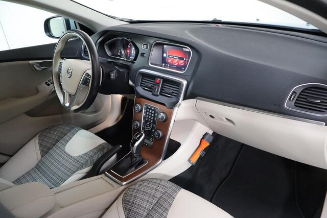 Volvo V40 1.5 T2 Nordic+ | Stoel+Voorruit verw | Dealer Oh | Nav | Cruise
