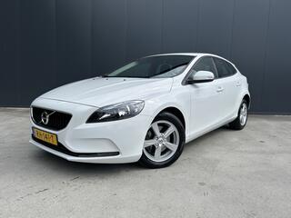 volvo-v40-2.0-t2-nordic-leer-navi-c
