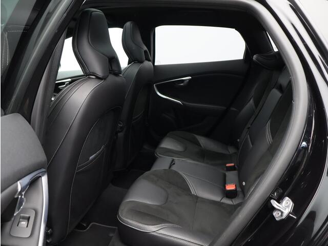Volvo V40 T3 Automaat Polar+ Sport R-Design / Trekhaak / Panoramadak / Harman Kardon / Stoelverwarming / Parkeercamera / Getint Glas /