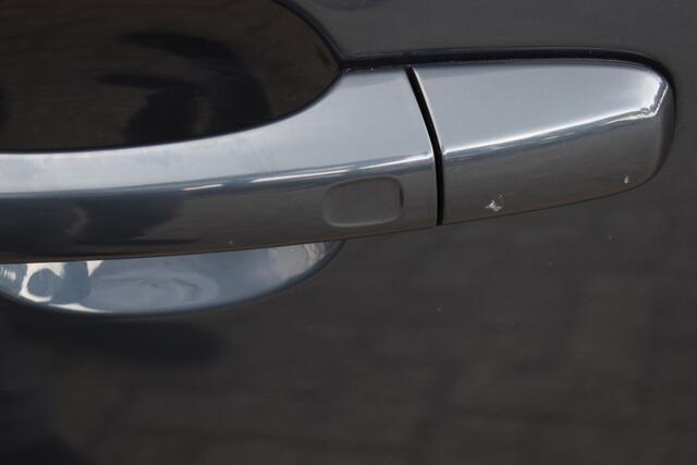 Volvo V40 CROSS COUNTRY 1.5 T3 Polar+ Luxury Park assist incl camera | Harman Kardon | Pano dak | Navigatie | Blue tooth