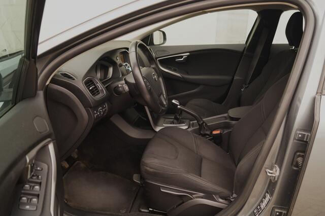 Volvo V40 CROSS COUNTRY 2.0 D2 120pk Kinetic -NAVI-PDC-AIRCO-