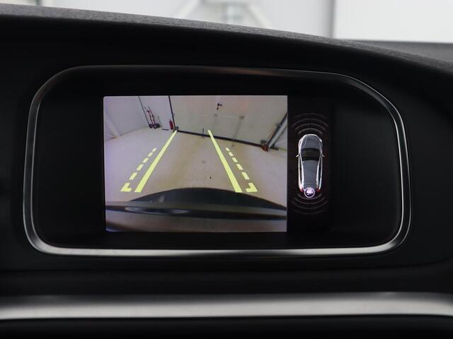 Volvo V40 CROSS COUNTRY 1.5 T3 Polar+ Luxury | Panoramadak | Automaat | Camera | Full LED | Stoelverwarming | Bluetooth | Leder | Cruise control | Harman Kardon