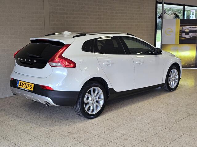 Volvo V40 CROSS COUNTRY 1.5 T3 Polar+ Luxury