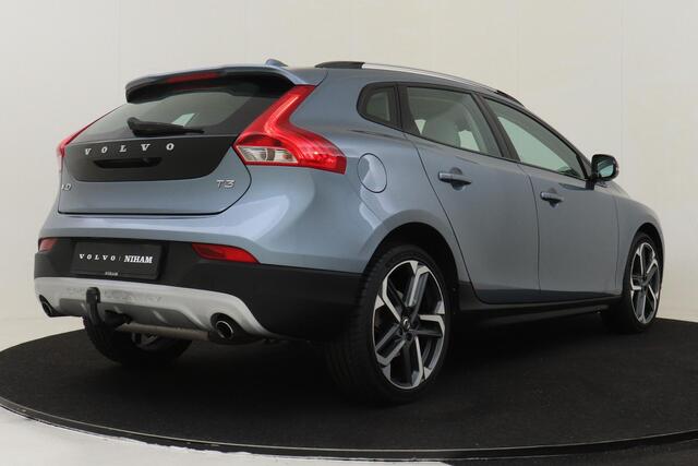 Volvo V40 CROSS COUNTRY T3 AUT. Nordic+ -PANO.DAK|LEDER|KEY-LESS|POWER-SEAT|STANDKACHEL|CAMERA|17"