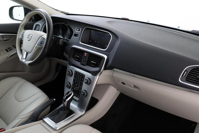 Volvo V40 CROSS COUNTRY T3 AUT. Nordic+ -PANO.DAK|LEDER|KEY-LESS|POWER-SEAT|STANDKACHEL|CAMERA|17"