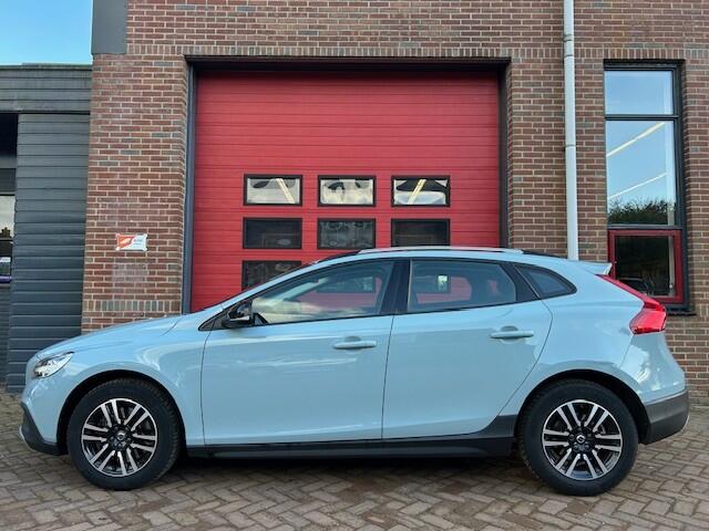 Volvo V40 CROSS COUNTRY 1.5 T3 Nordic+
