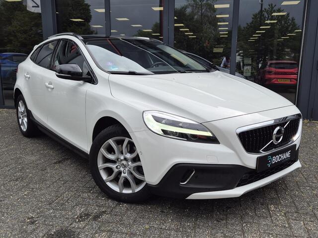 Volvo V40 CROSS COUNTRY 1.5 T3 Polar+ Luxury | Leder | Harmon/Kardon | Dakdragers | Navigatie | Automaat | Dealer onderhouden |