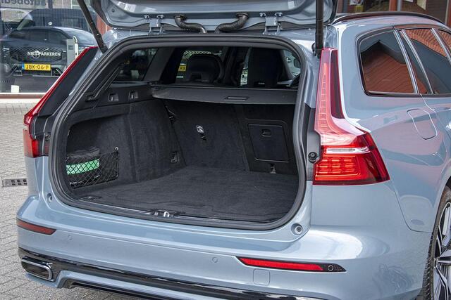 Volvo V60 2.0 T6 RECHARGE AWD R-DESIGN / H&K / 19"
