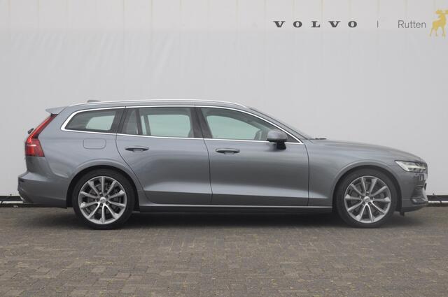 Volvo V60 T5 250PK Automaat Momentum / Adaptieve cruise control / Trekhaak / BLIS / 19" velgen / Elektrische achterklep / Stoel - en stuurwielverwarming / Lederen bekleding