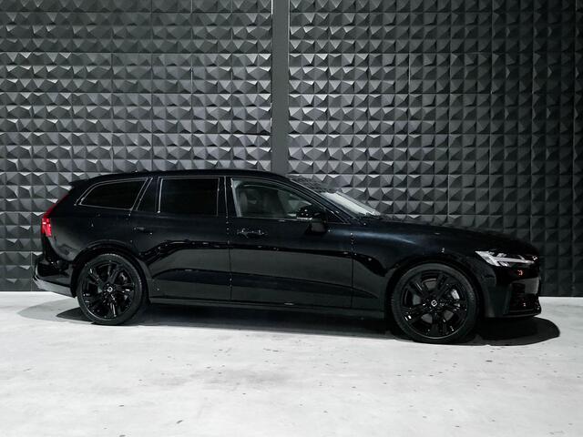 Volvo V60 2.0 T8 AWD Ultra Dark All Black | B&W | Massage | Topv. | Pano |