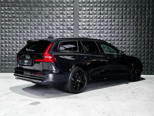 Volvo V60 2.0 T8 AWD Ultra Dark All Black | B&W | Massage | Topv. | Pano |