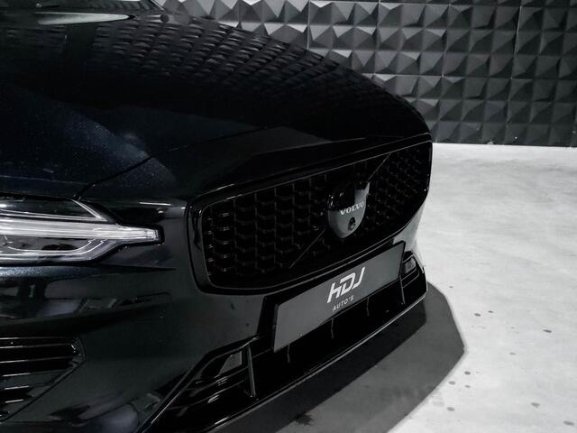 Volvo V60 2.0 T8 AWD Ultra Dark All Black | B&W | Massage | Topv. | Pano |