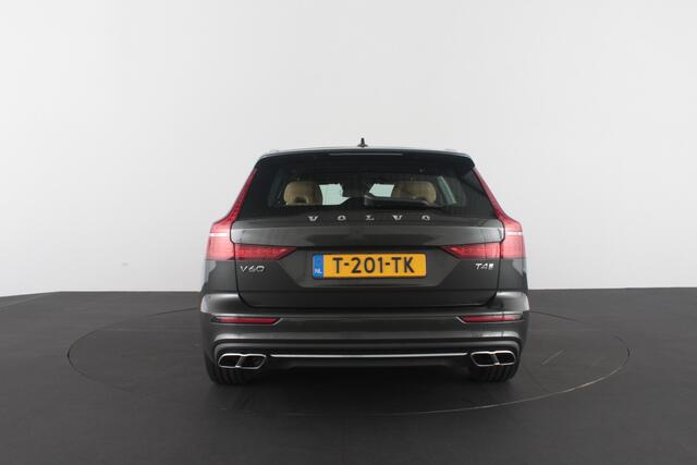 Volvo V60 2.0 T4 Inscription > 190pk/Memory/Leer/19inch/PINE GREY & Moritz Amber...