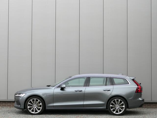 Volvo V60 T5 Momentum 12 MND garantie Leer / Trekhaak / Navi / Stuurverwarming