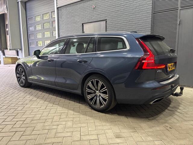 Volvo V60 T4 Inscription | Trekhaak | Leder | Camera | BLIS | Stoelverwarming | 18 Inch