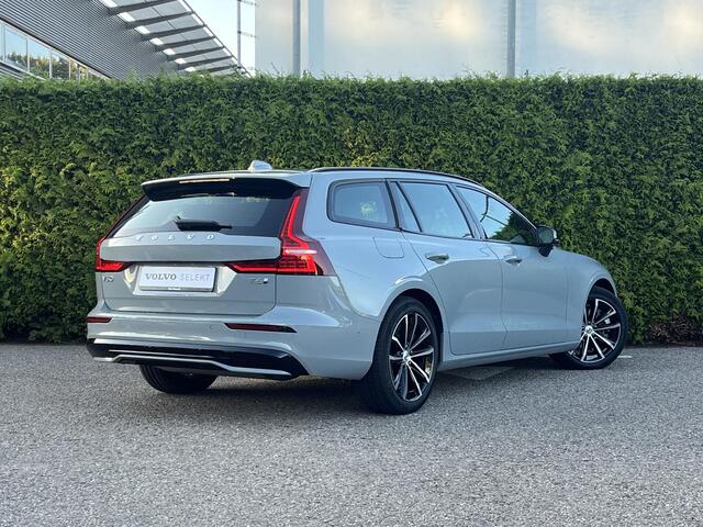 Volvo V60 T6 Plug-in hybrid AWD Plus Dark 360 Camera | Trekhaak | Elektr. stoel