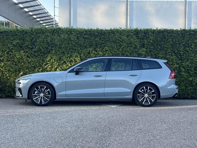 Volvo V60 T6 Plug-in hybrid AWD Plus Dark 360 Camera | Trekhaak | Elektr. stoel