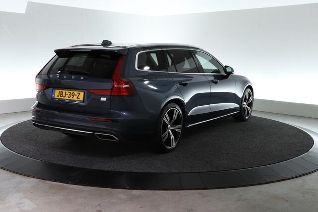 Volvo V60 2.0 T6 Recharge AWD Inscription | TREKHAAK | HARMAN KARDON |