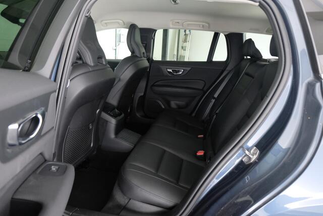 Volvo V60 2.0 T6 Recharge AWD Inscription | TREKHAAK | HARMAN KARDON |