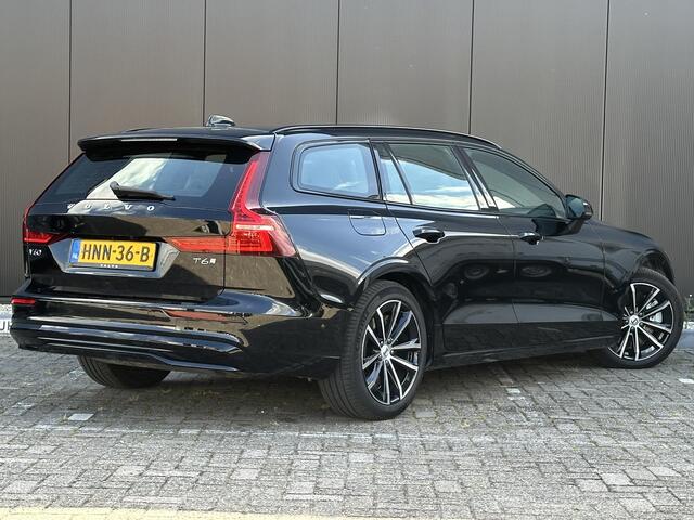 Volvo V60 2.0 T6 Plug-in hybrid AWD Plus Dark Adaptive Cruise / Dode hoek / verw. voorstoelen en stuurwiel / Memory / Harman & Kardon / 360 camera