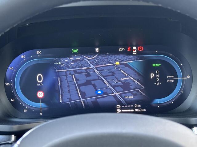 Volvo V60 2.0 T6 Plug-in hybrid AWD Plus Dark Adaptive Cruise / Dode hoek / verw. voorstoelen en stuurwiel / Memory / Harman & Kardon / 360 camera
