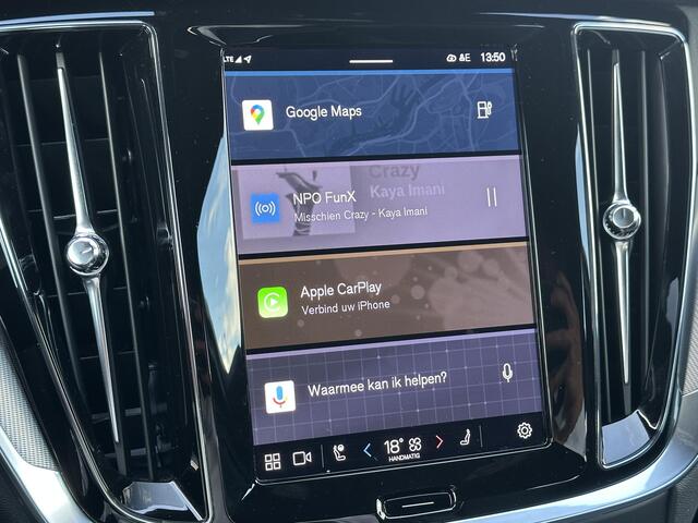 Volvo V60 2.0 T6 Plug-in hybrid AWD Plus Dark Adaptive Cruise / Dode hoek / verw. voorstoelen en stuurwiel / Memory / Harman & Kardon / 360 camera