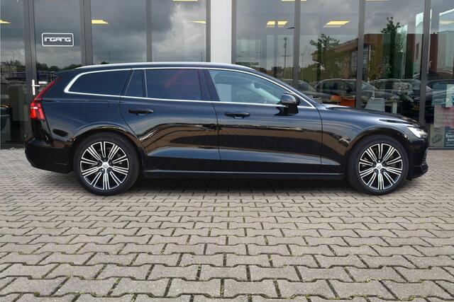 Volvo V60 2.0 T6 Recharge AWD Inscription | ACC | Trekhaak | Camera |