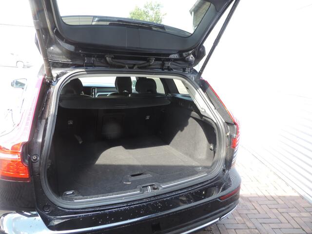 Volvo V60 2.0 B3 Inscription LAGE KM