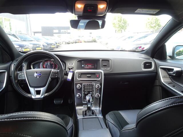 Volvo V60 2.4 D6 Twin Engine R-Design