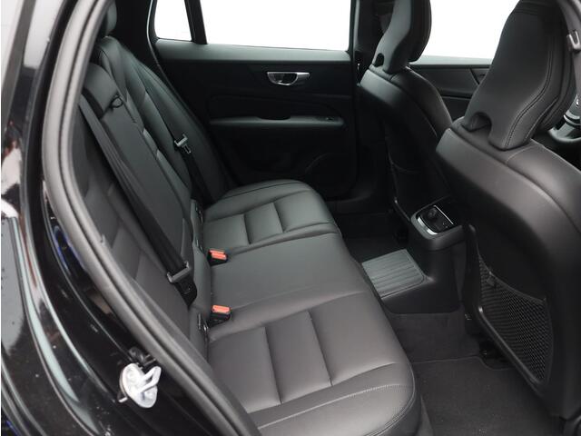 Volvo V60 2.0 T6 Plug-in hybrid AWD Essential Edition / Adaptive Cruise / Lederen Bekleding / Stoel+Stuurverwarming / Parkassist Voor+Achter / BLIS /